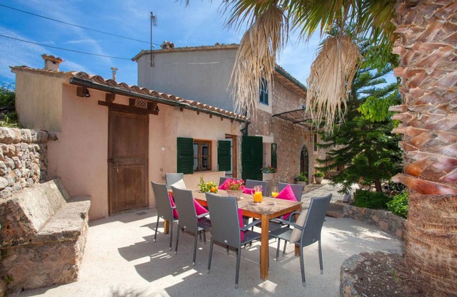 145 m² House ∙ 3 bedrooms ∙ 6 guests