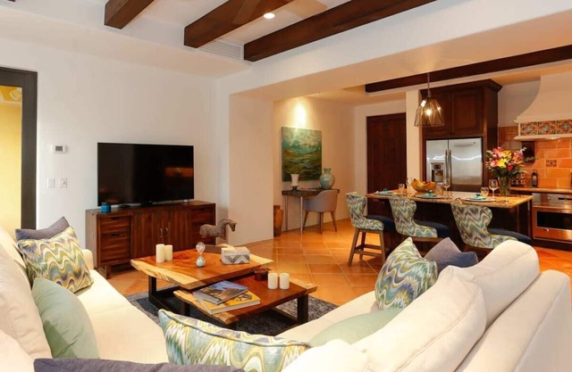 ¡15% OFF! Luxury Condo at Exclusive Beachfront Hacienda Resort, 5-star Service