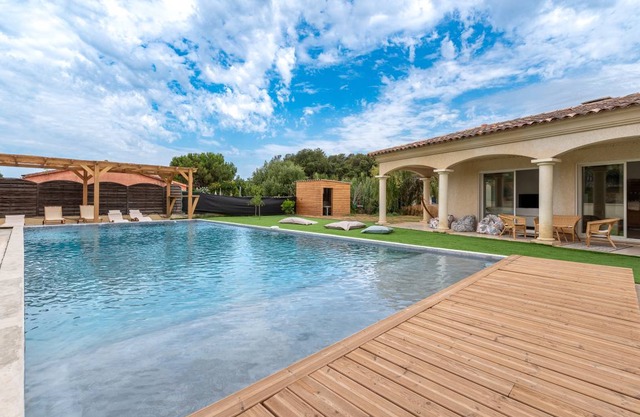 150 m² Villa ∙ 4 bedrooms ∙ 10 guests