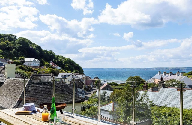 150m to beach - Sea views - Parking - Hope Cove