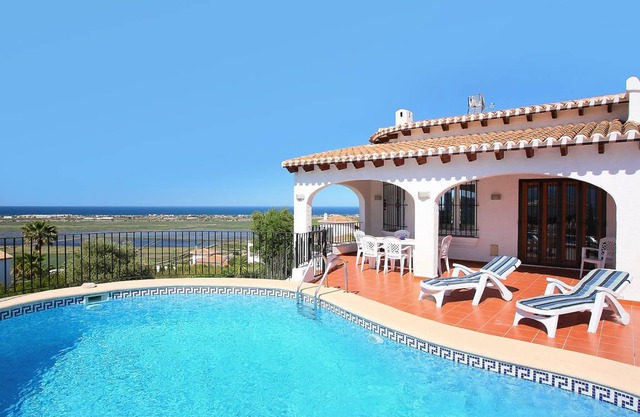 160 m² House ∙ 1 bedroom ∙ 8 guests