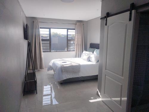 160 On Townsend Guesthouse