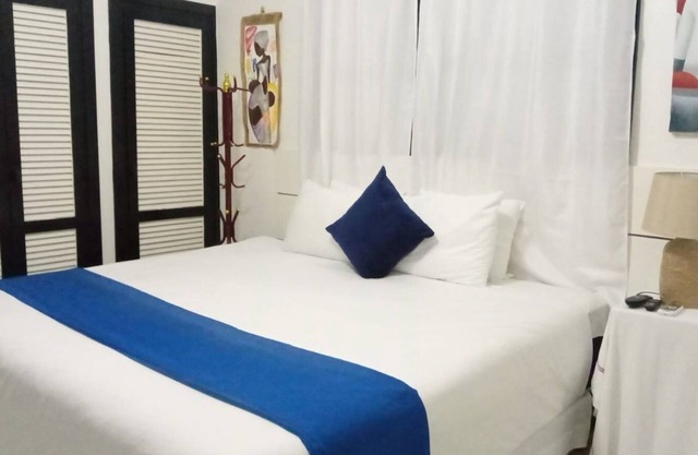 17 Room Ocean Front Villa in the Heart of Bávaro with 24 hour room service.