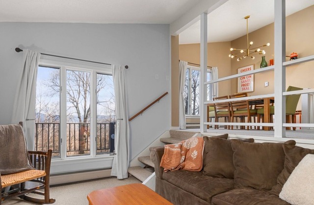 19 North Lynx 4 Bedroom Condo