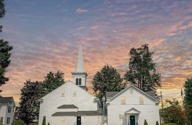 1908 Conway Meeting House | 5 Bedroom, Lake Access