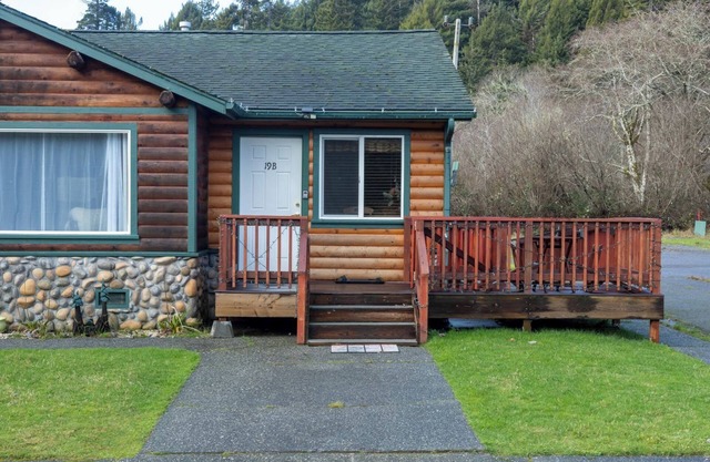 19B Johnny Redwood Single Room at the Meadow Site