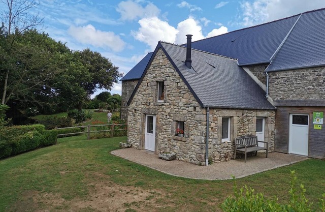 19th Century Cozy Home with Fireplace, Parking, and Enclosed Garden