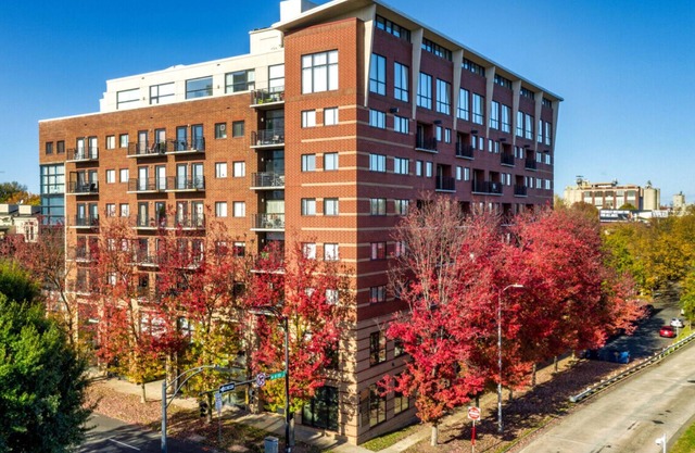 1Bed/1Bath Apt in Heart of Uptown Charlotte.