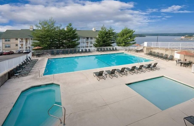 1br Condo in Ozark Area-Water & Amusement Parks