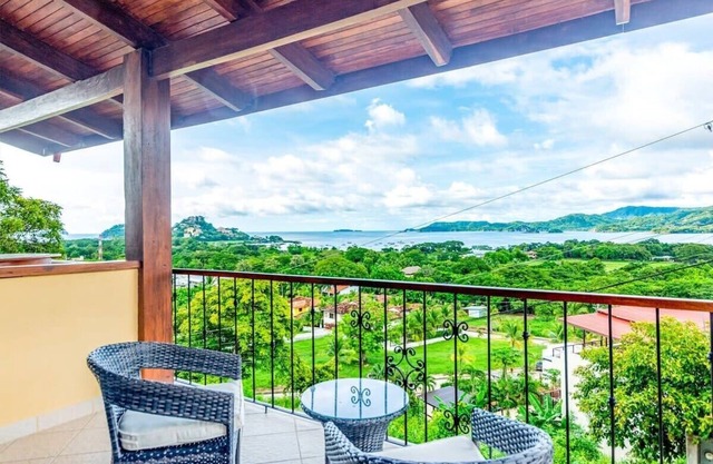 2-BD with Ocean-View Terrace and Pool