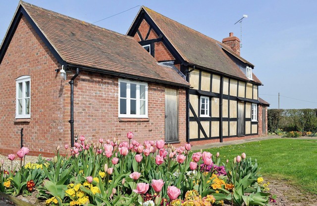 2 bedroom accommodation in Rochford, Tenbury Wells