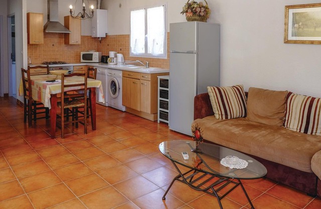 2 bedroom accommodation in Casalabriva