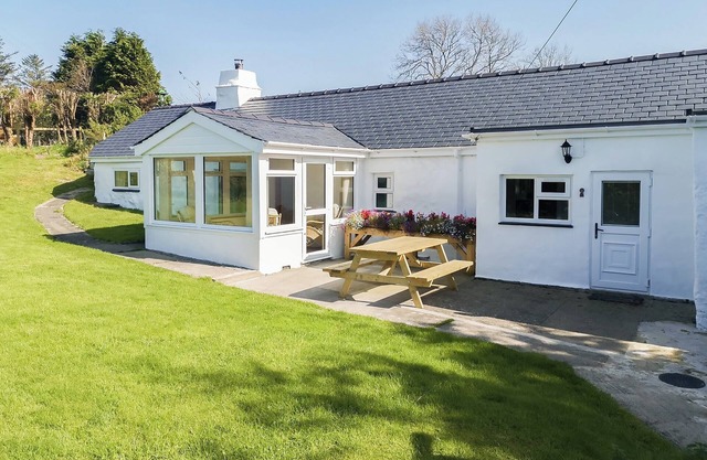 2 bedroom accommodation in Carmel, near Caernarfon