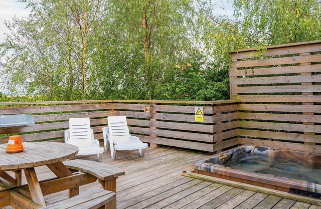 2 bedroom accommodation in Cannington