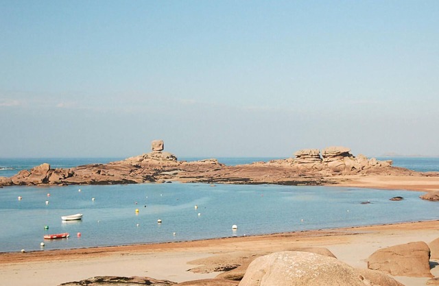 2 bedroom accommodation in Plouguiel