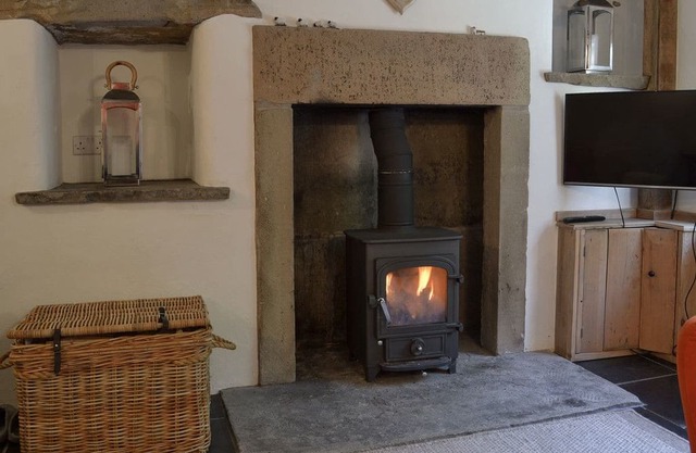 2 bedroom accommodation in Youlgreave, near Bakewell