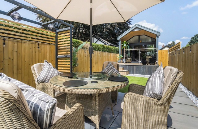 2 bedroom accommodation in Llangollen