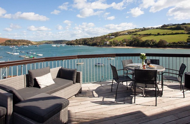 2 bedroom accommodation in Salcombe