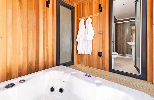 2 bedroom accommodation in Laceby