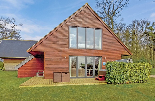 2 bedroom accommodation in Pocklington, York