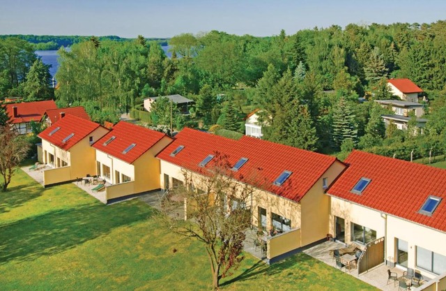 2 Bedroom Amazing Home In Pinnow