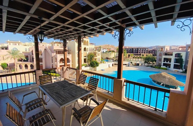 2 bedroom apartment tala bay resort Aqaba