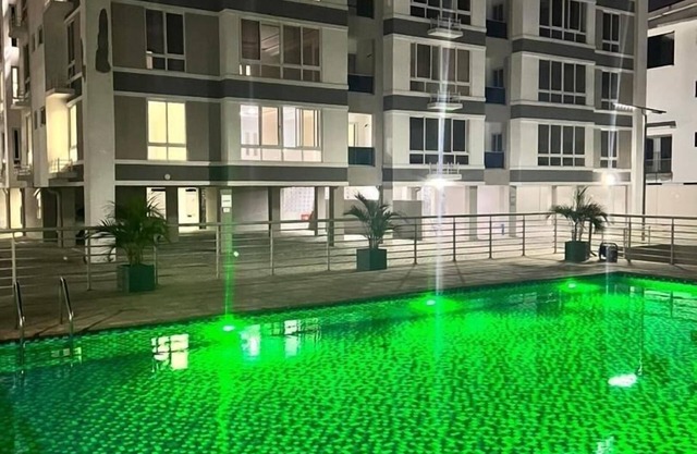 2 Bedroom Apartment w/Pool, WIFI, City View, Ikoyi.nQuarterly;Half-Year; Yearly