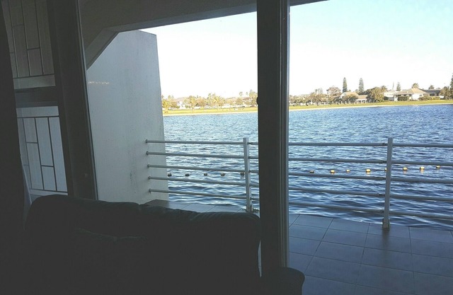 2 Bedroom En Suite Holiday Home Duplex Opposite to Lagoon (RG)