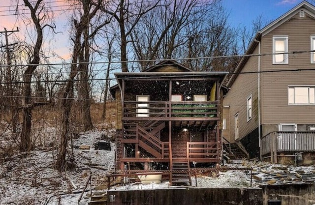 2-bedroom house with a view near The Waterfront