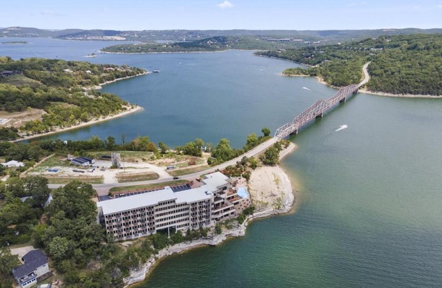 2 Bedroom Lake View Villa - Unit 403
