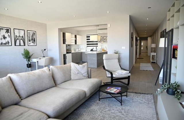2 Bedroom Luxury Apartment in Madliena Swieqi