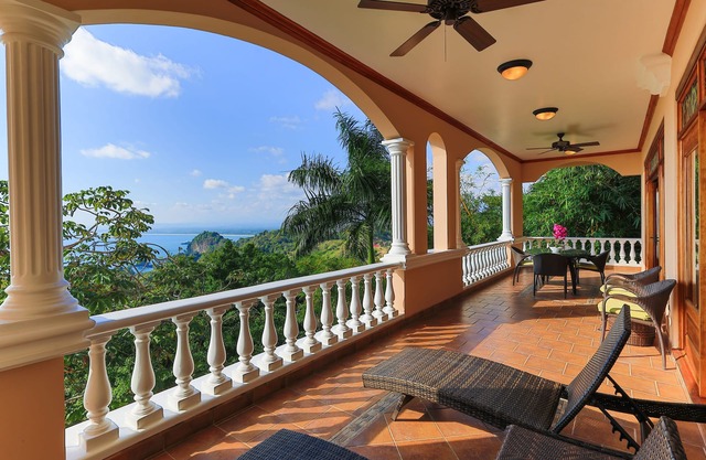 2 Bedroom Ocean View Luxury Condo in the Heart of Manuel Antonio