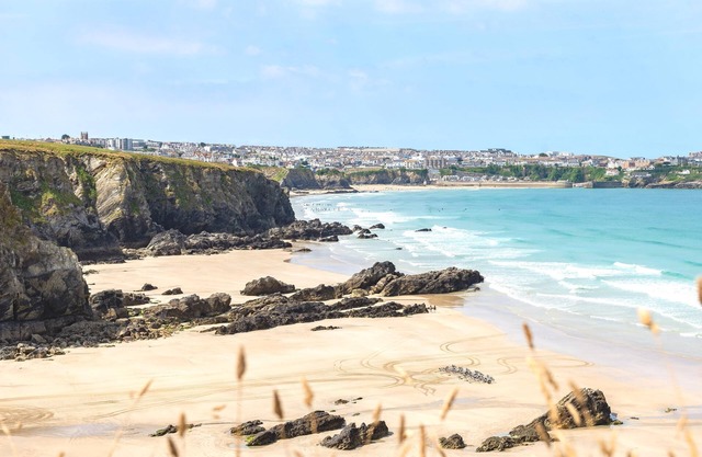 2 Bolowthas Court-Spacious apartment close to beaches, parking, coastal and sea views.