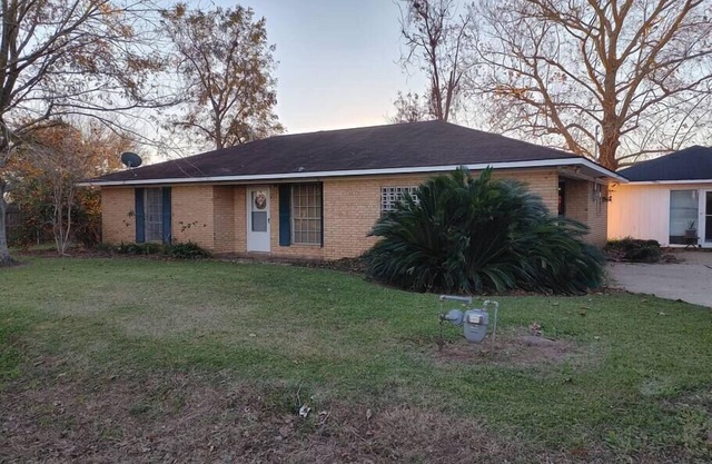 2 BR 1 Bath + 1 BR 1 Bath Studio Apt Pet Friendly Fenced Yard Country Setting