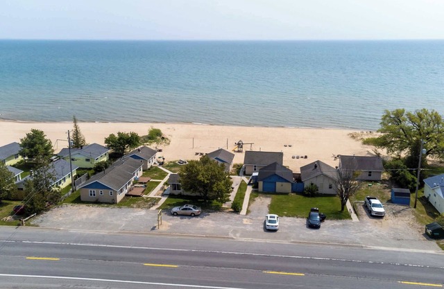 #2 | Cozy & Easy - Steps to the Sand