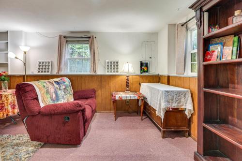 2 Mi to NYC Train Greenwich Apt with River View