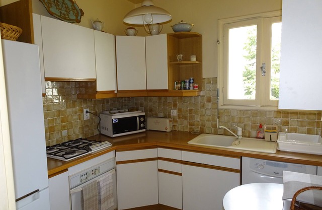 2 rooms comfortable in the heart of juan les pins and 200m from beaches