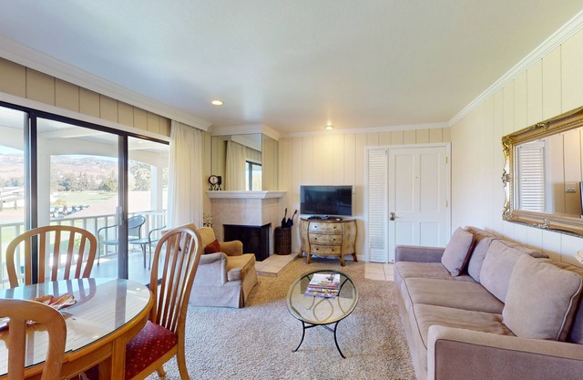 2 Separate Top-Floor Units | Lush Golf Views | Just Off Silverado Wine Trail