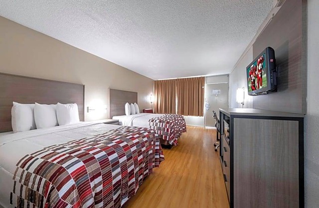 2-Star Hotel ∙ Red Roof Inn Charlottesville