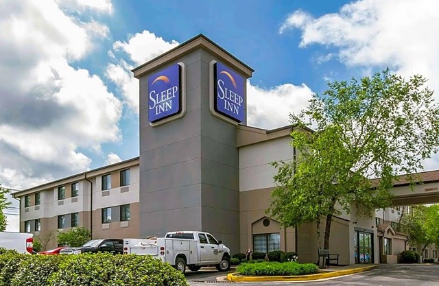 2-Star Hotel ∙ Sleep Inn Lexington