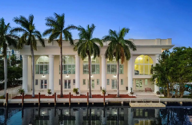 20,000 sq Estate Home - Las Olasnn