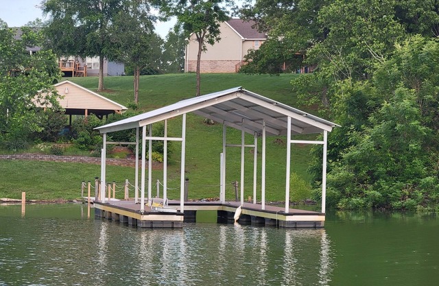 20% OFF Book by 10/31 Lake Dock Pavillion Hot Tub