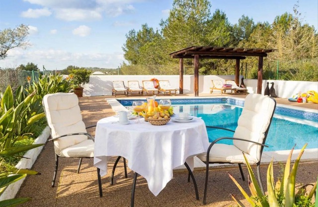 200 m² Villa ∙ 4 bedrooms ∙ 8 guests