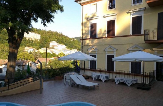 200 m² Apartment ∙ 4 bedrooms ∙ 12 guests