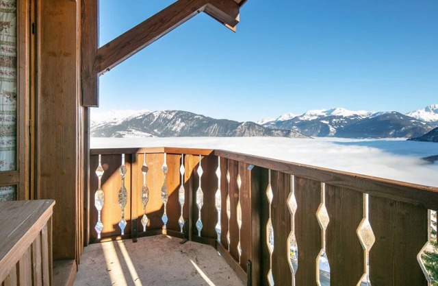 200m from resort center, balcony, parking, tv, ski locker, 40m², Valmorel