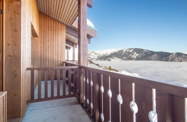 200m from resort center, balcony, parking, tv, ski locker, 55m², Valmorel