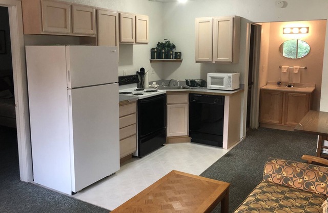 # 207 Super Suite/HILL LAKE access on ATV TrailHead/GOLF!!