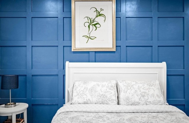 22 Chelsea Place On The Park, In Heart Of Downtown