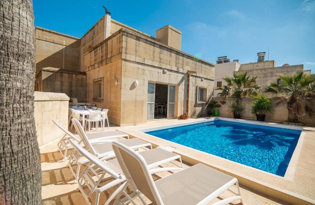 220 m² Villa ∙ 4 bedrooms ∙ 9 guests