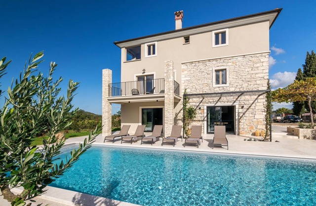 230 m² Villa ∙ 5 bedrooms ∙ 11 guests